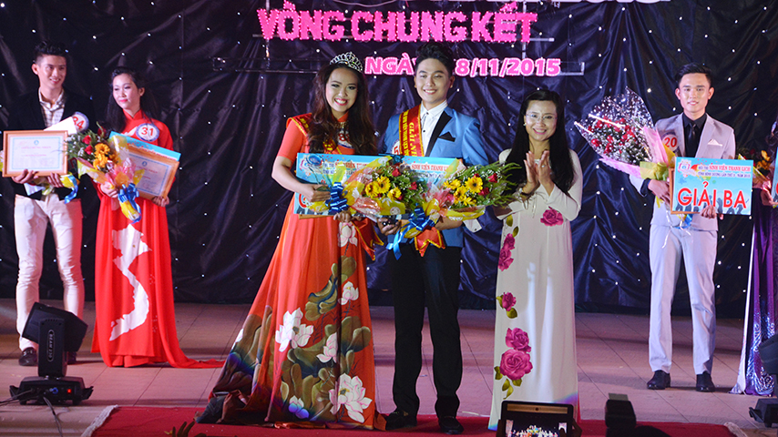 SV Nguyễn Chí Thanh đạt giải Nhất hội thi “Sinh viên Thanh lịch” tỉnh Bình Dương
